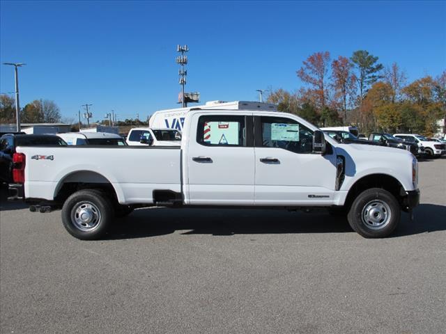 new 2024 Ford F-350 car, priced at $64,300