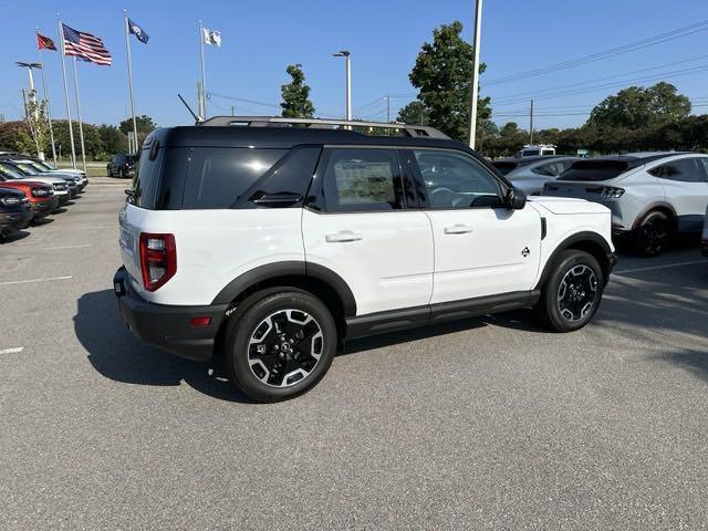 new 2024 Ford Bronco Sport car, priced at $37,661