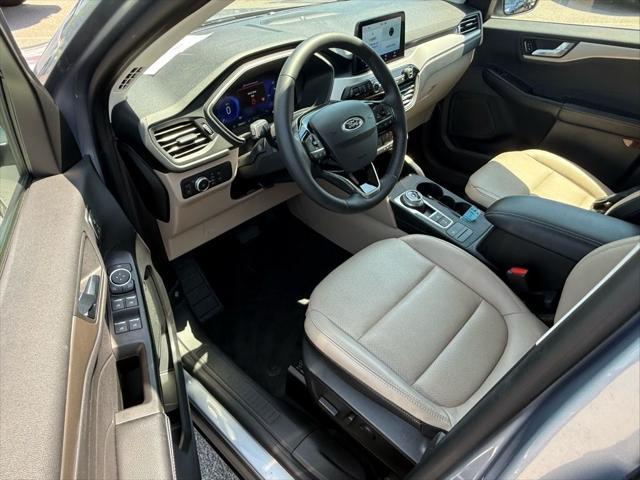 used 2022 Ford Escape car, priced at $25,288
