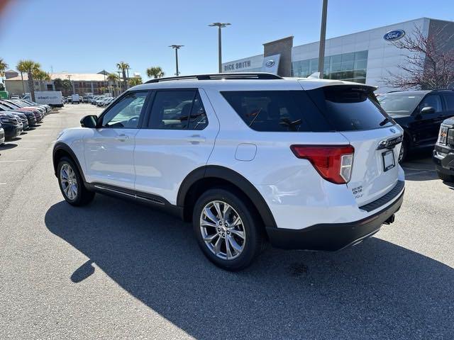 new 2024 Ford Explorer car, priced at $50,417