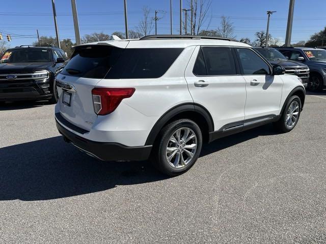 new 2024 Ford Explorer car, priced at $50,417