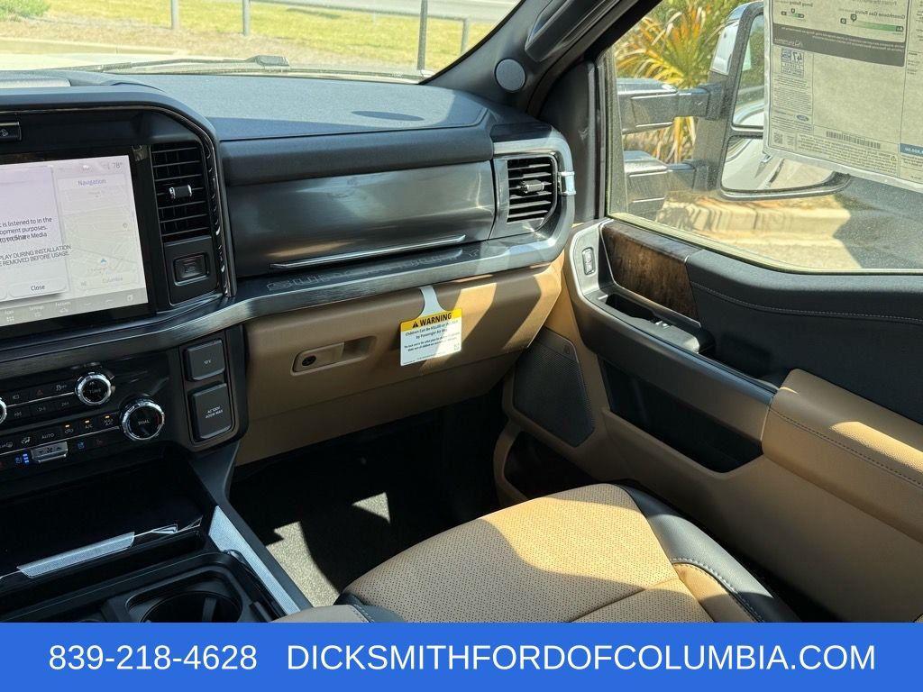 new 2025 Ford F-250 car, priced at $78,648