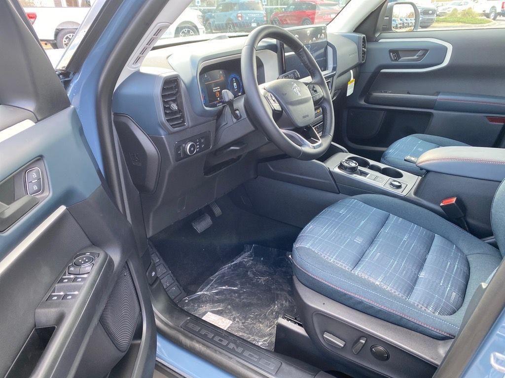 new 2025 Ford Bronco Sport car, priced at $36,619