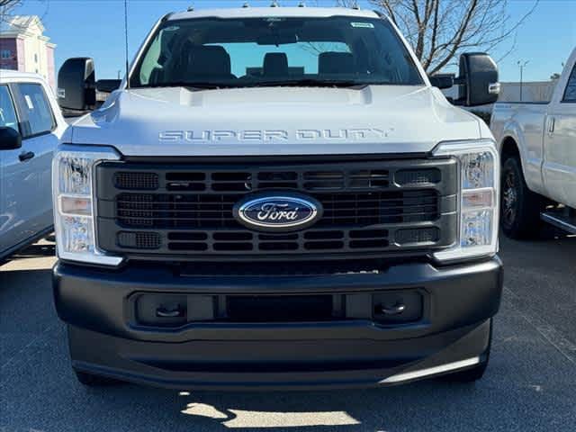 new 2025 Ford F-350 car, priced at $60,870