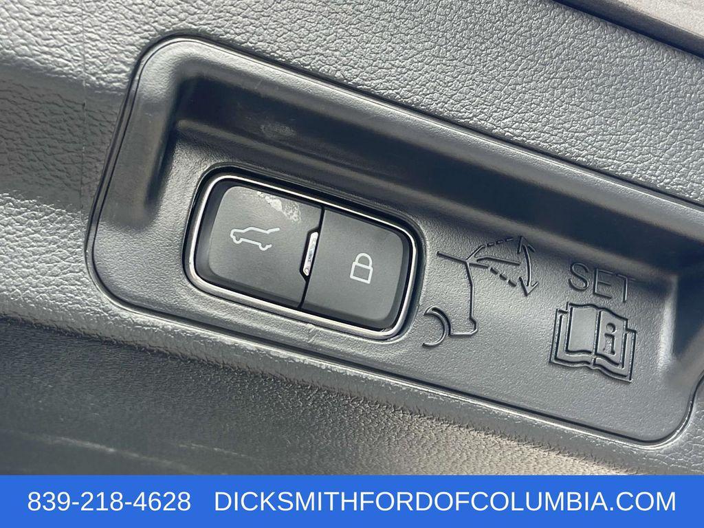 used 2022 Ford Explorer car, priced at $27,988