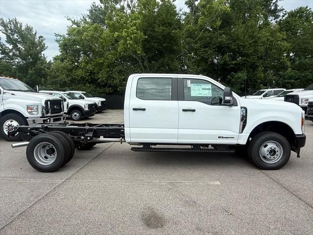 new 2025 Ford F-350 car, priced at $72,250