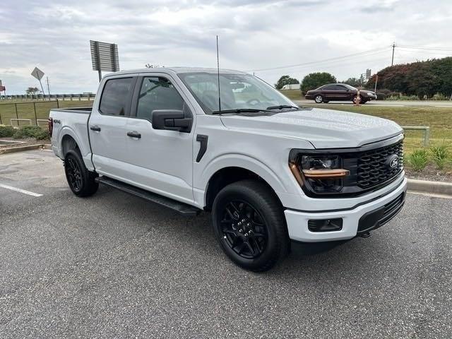 new 2024 Ford F-150 car, priced at $52,535