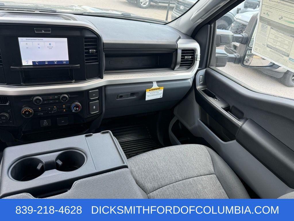 new 2025 Ford F-250 car, priced at $53,467
