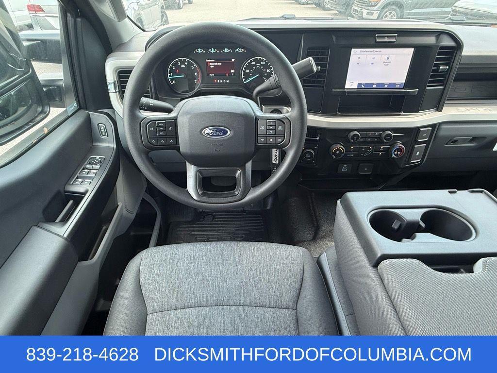 new 2025 Ford F-250 car, priced at $53,467