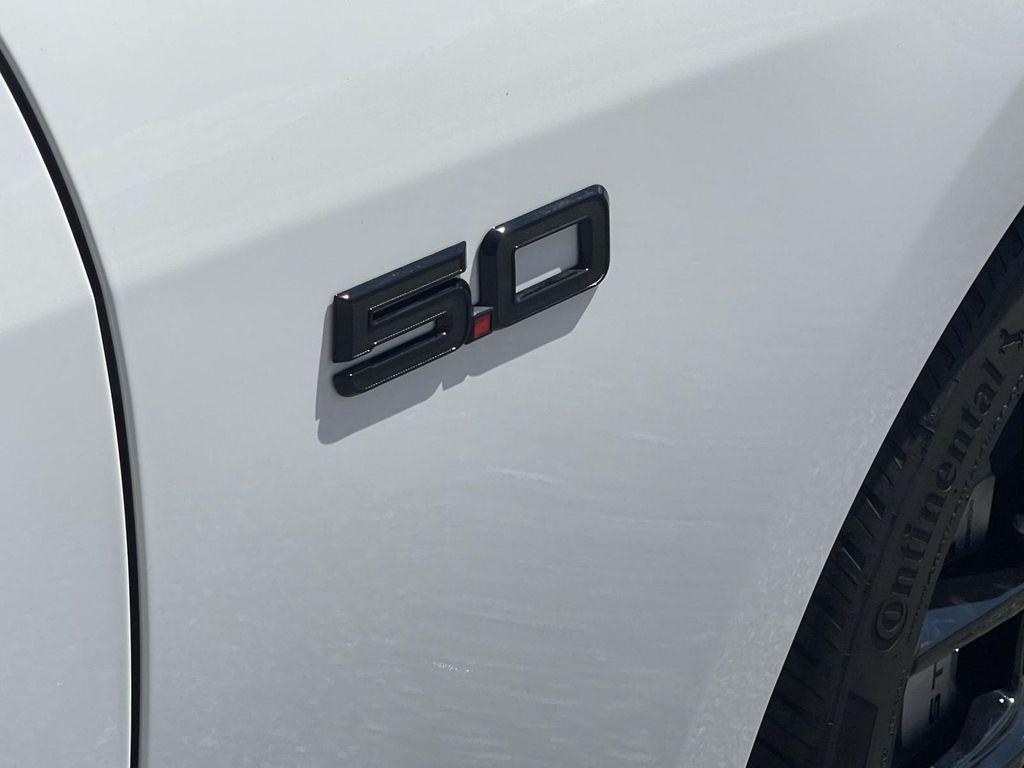 new 2025 Ford Mustang car