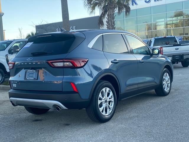 used 2023 Ford Escape car, priced at $25,395