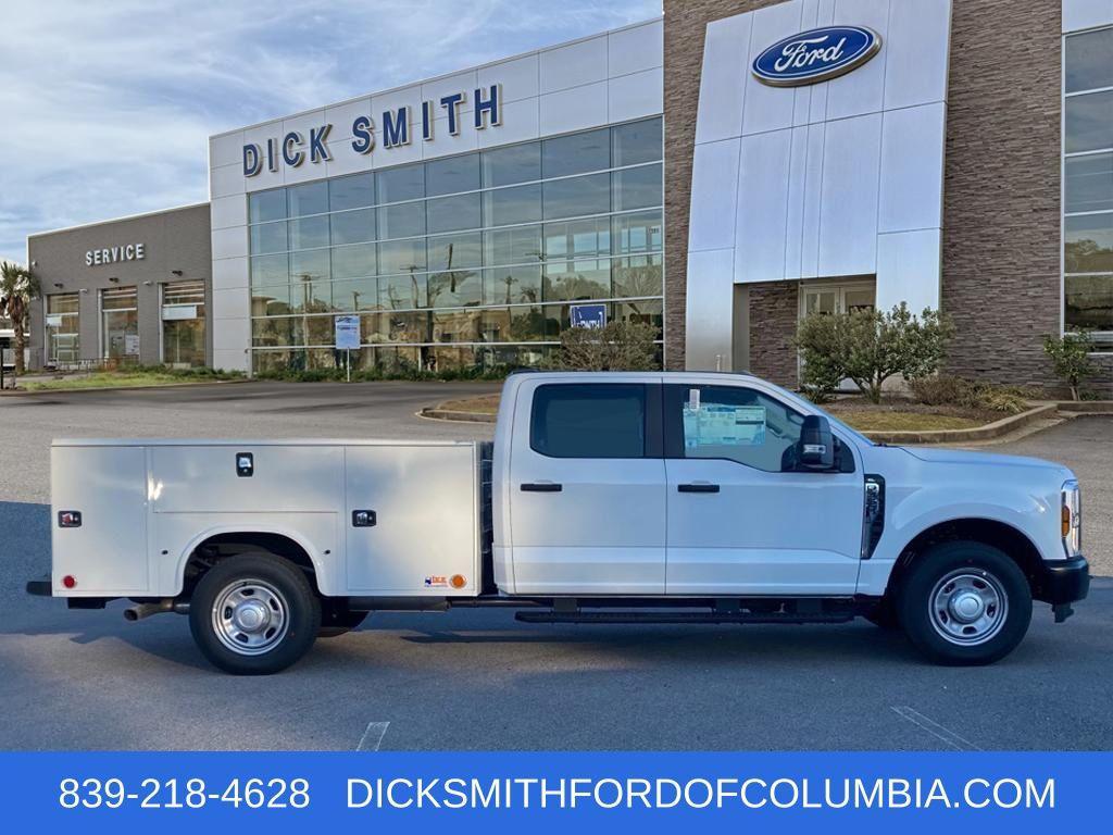 new 2024 Ford F-350 car, priced at $61,420