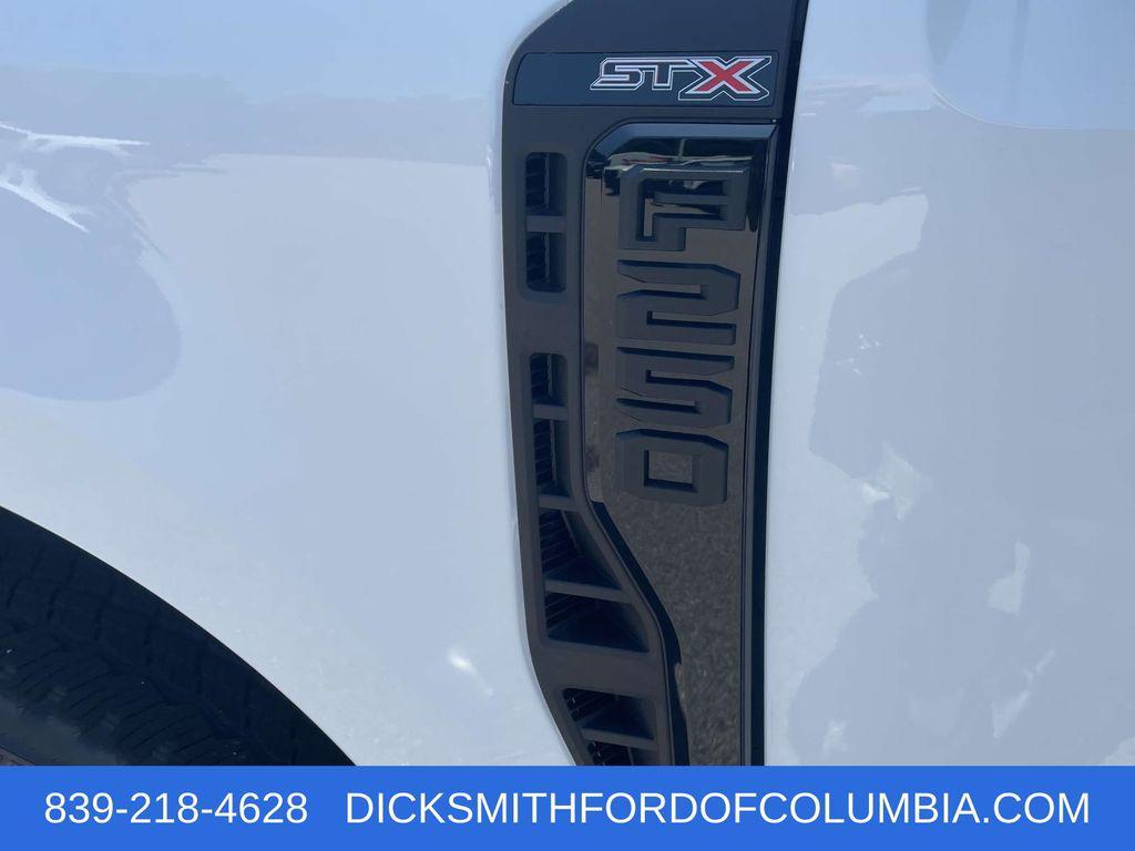 new 2025 Ford F-250 car, priced at $61,871