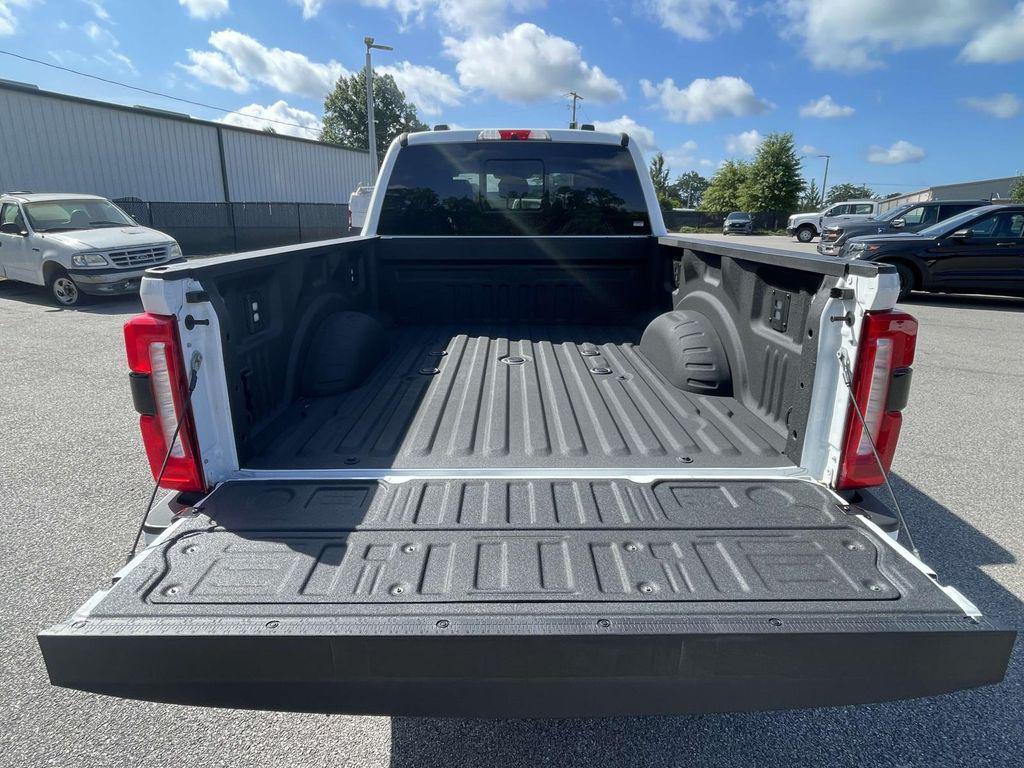 new 2025 Ford F-350 car, priced at $61,695