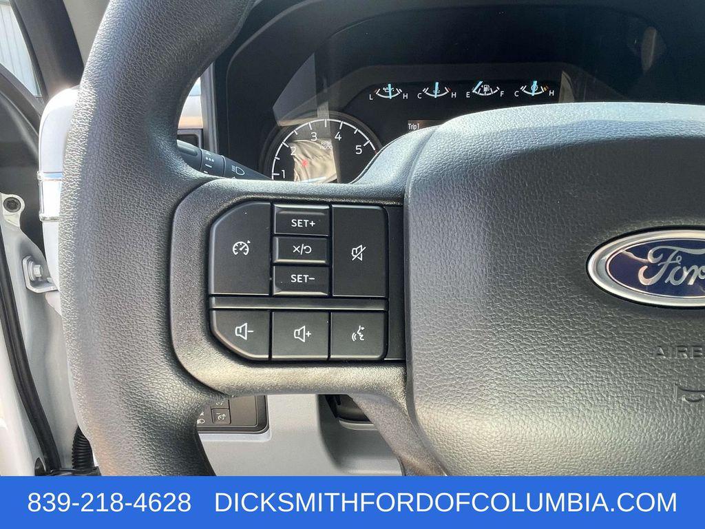 new 2025 Ford F-350 car, priced at $60,211