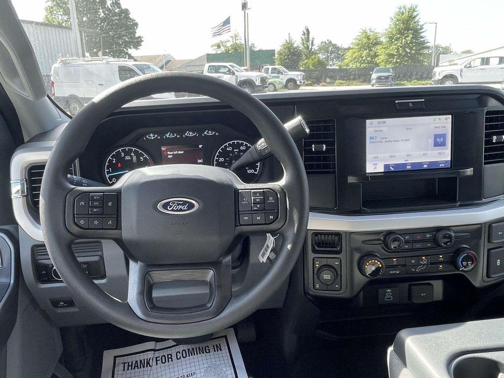 new 2025 Ford F-350 car, priced at $61,695