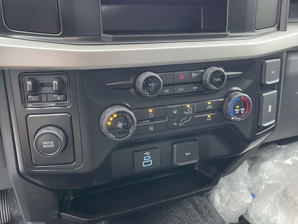 new 2025 Ford F-250 car, priced at $50,519