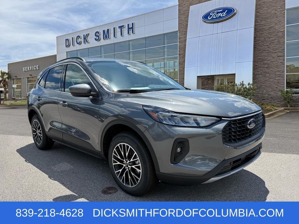 new 2025 Ford Escape PHEV car, priced at $31,117