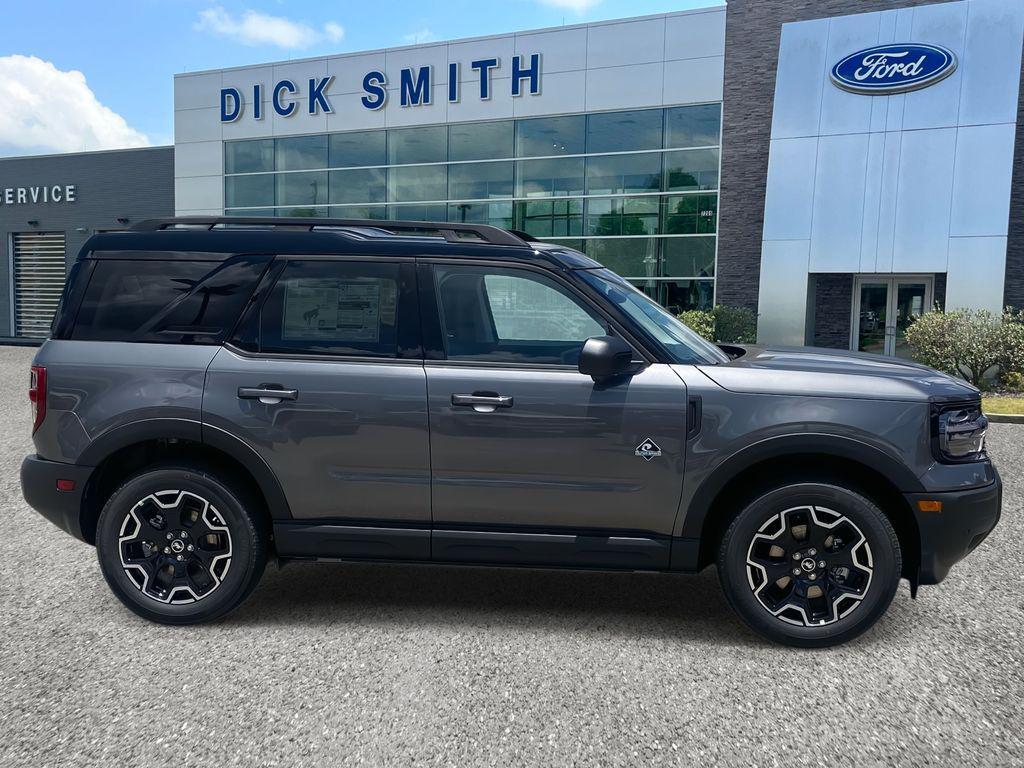 new 2025 Ford Bronco Sport car, priced at $38,533