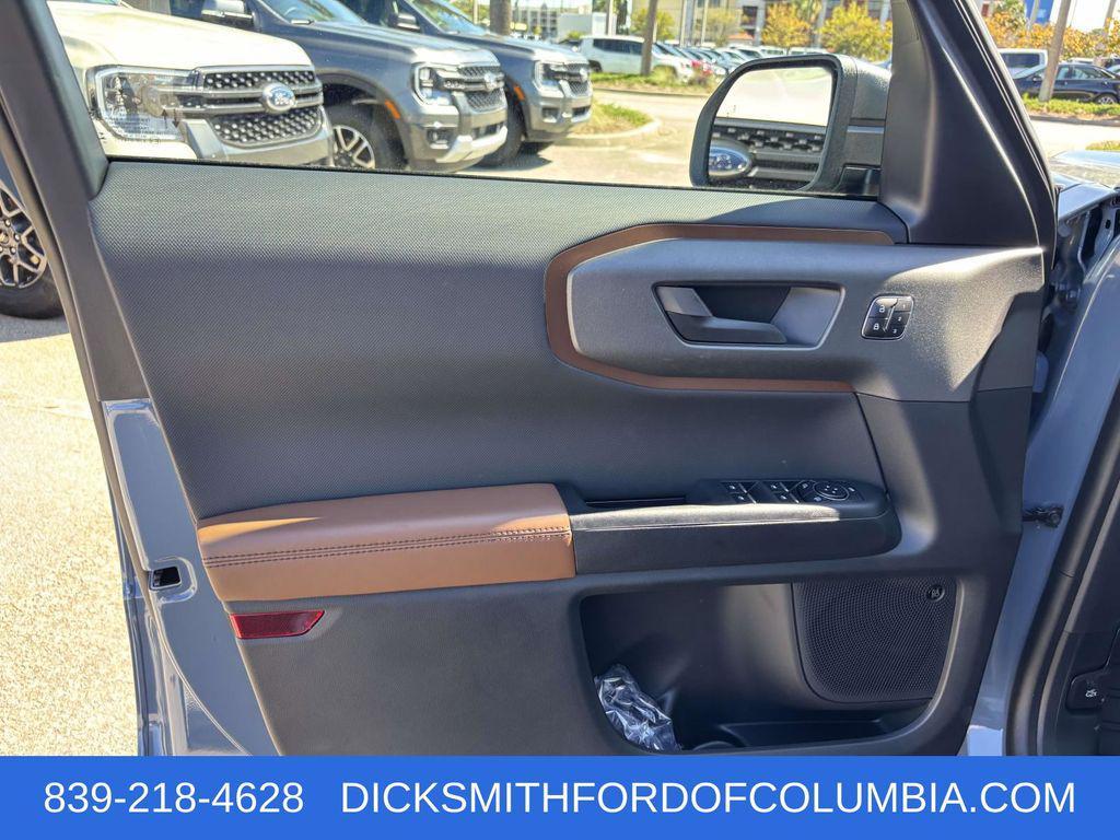 new 2025 Ford Bronco Sport car, priced at $39,201