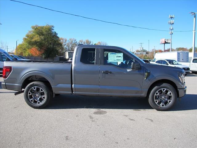 new 2024 Ford F-150 car, priced at $42,156