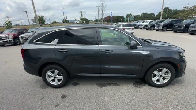 used 2023 Kia Sorento car, priced at $25,995