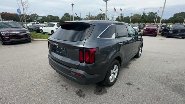 used 2023 Kia Sorento car, priced at $25,995