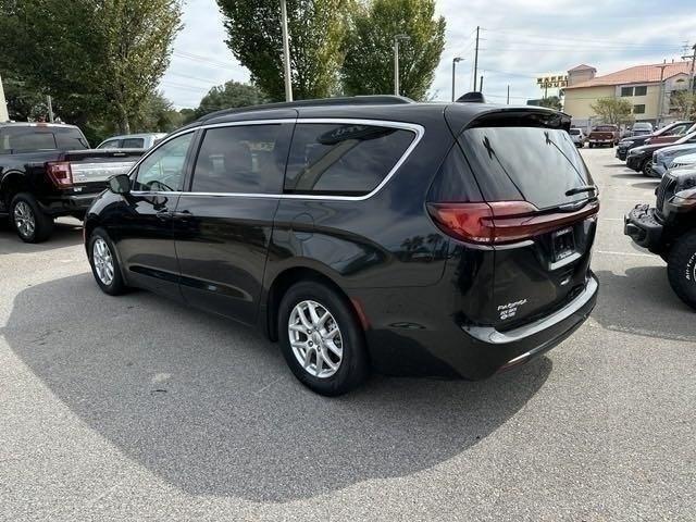 used 2022 Chrysler Pacifica car, priced at $22,967