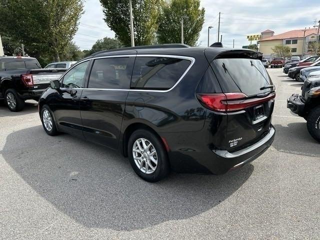 used 2022 Chrysler Pacifica car, priced at $23,671