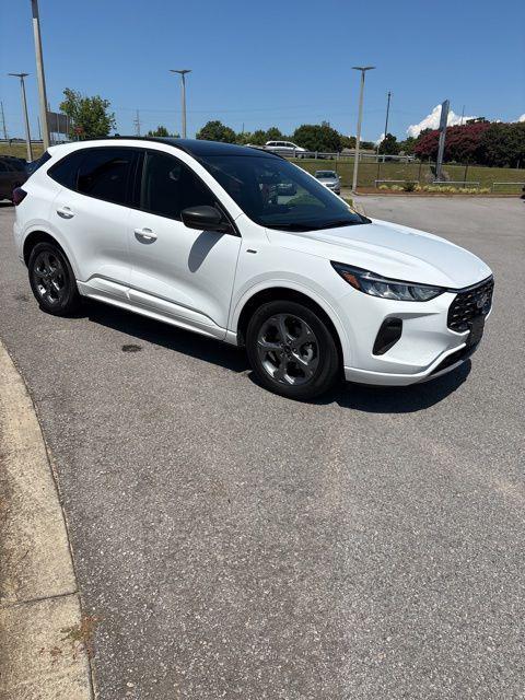 used 2023 Ford Escape car, priced at $24,250