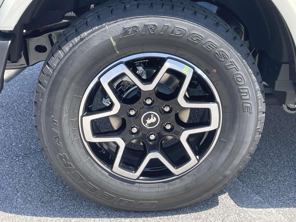 new 2025 Ford Bronco car, priced at $53,217