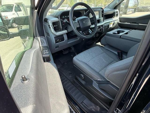 new 2025 Ford F-250 car, priced at $67,028