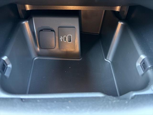 new 2025 Ford Explorer car, priced at $44,530