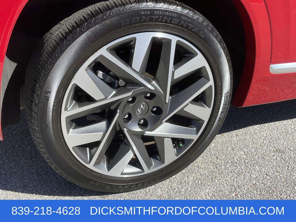 used 2023 Hyundai Santa Fe car, priced at $30,495