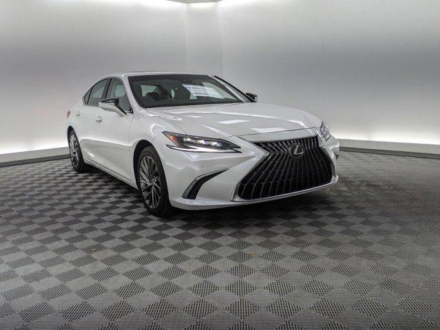 used 2024 Lexus ES 300h car, priced at $48,299