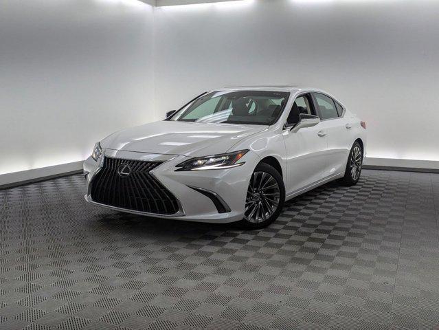 used 2024 Lexus ES 300h car, priced at $48,299