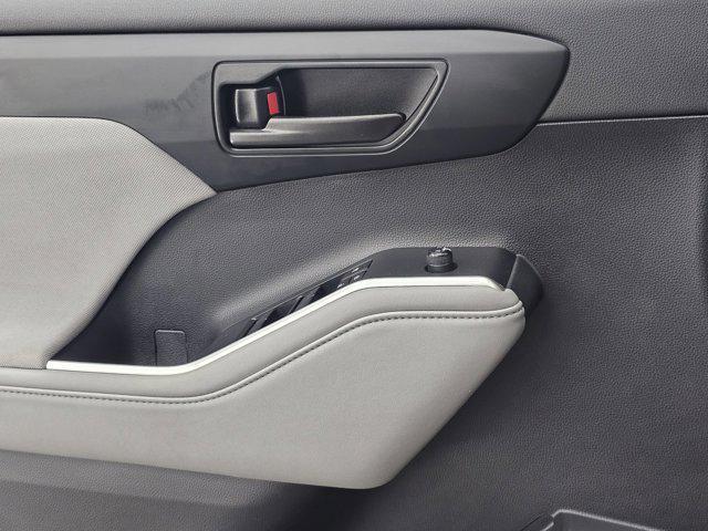 used 2023 Toyota Highlander car, priced at $34,249
