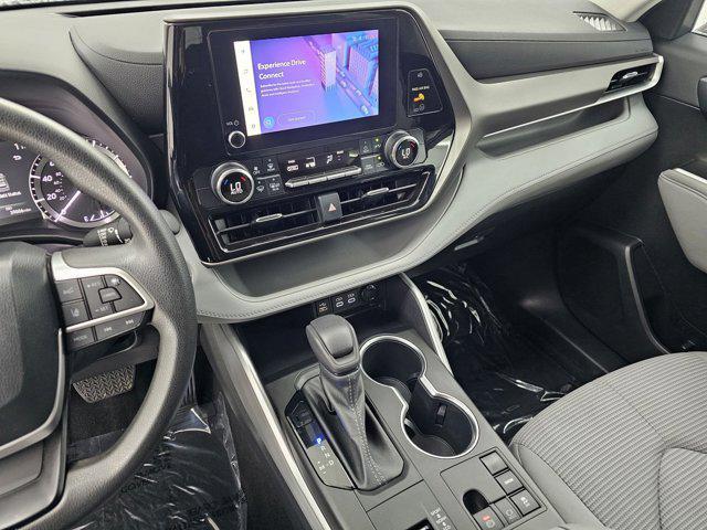 used 2023 Toyota Highlander car, priced at $34,249