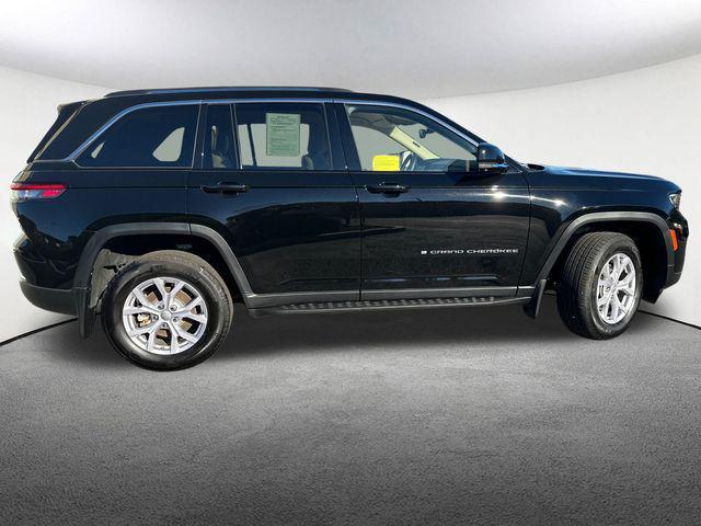 used 2022 Jeep Grand Cherokee car, priced at $37,407