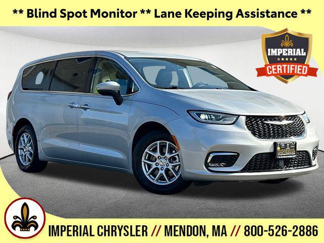 used 2023 Chrysler Pacifica car, priced at $25,647