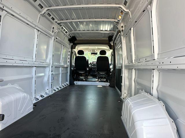 new 2025 Ram ProMaster 2500 car, priced at $47,605