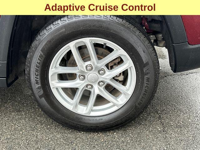 used 2023 Jeep Grand Cherokee car, priced at $30,347