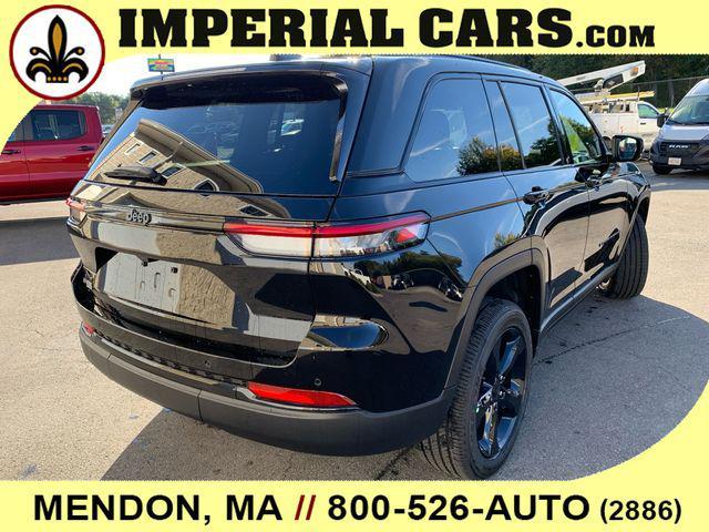 new 2025 Jeep Grand Cherokee car, priced at $44,813