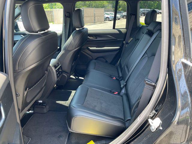 new 2025 Jeep Grand Cherokee car, priced at $39,887