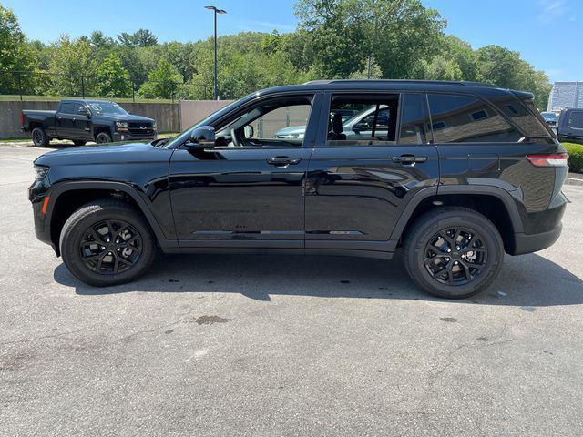 new 2025 Jeep Grand Cherokee car, priced at $39,887