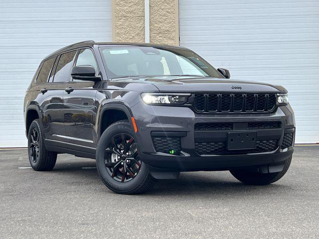 new 2024 Jeep Grand Cherokee L car, priced at $42,978