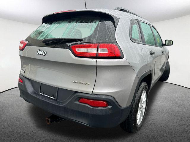 used 2016 Jeep Cherokee car, priced at $11,977