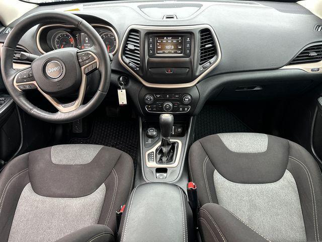 used 2016 Jeep Cherokee car, priced at $11,977