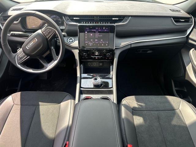 new 2025 Jeep Grand Cherokee car, priced at $42,459