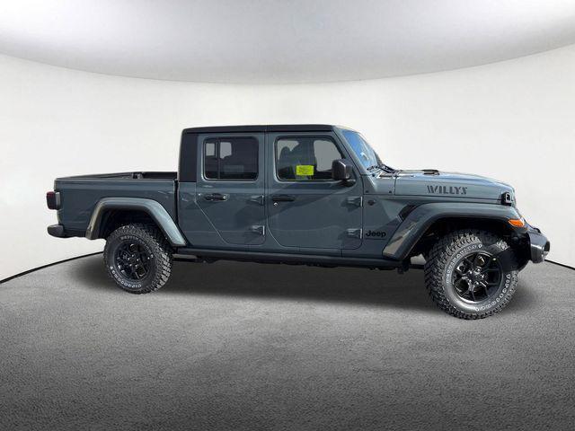 new 2025 Jeep Gladiator car, priced at $52,030